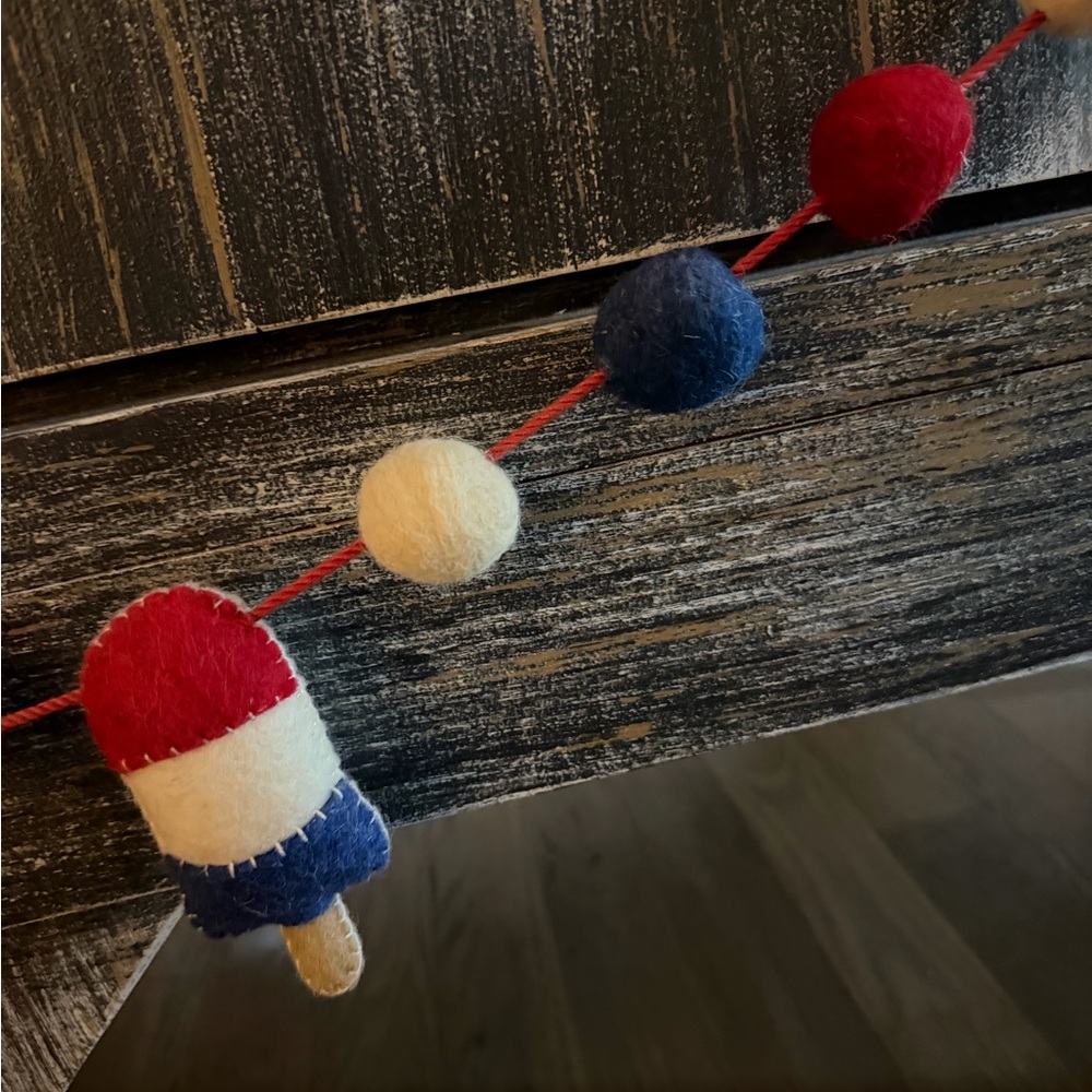 Memorial Day/ Fourth of July/ Labor Day patriotic garland